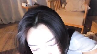 Bé bú cu cho a nè