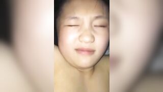 Em học sinh 2k9 chubby vú to lồn múp mới lớn đã đi địt nhau