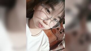 Teen Việt chubby thoả mãn cái lồn dâm