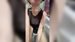 Khốn nạn, Thg bạn Nhờ trông e Người yêu bị ốm, Nó rủ tắm Chung thủ dâm Rên Rỉ với nha