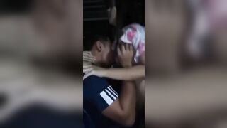 Ông chú may mắn gạ địt thành công em học sinh cấp 3 hàng non thích cưỡi cặc