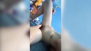 Quay lén em học sinh vú to thích bú cặc móc lồn dâm đãng