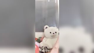 Bé học sinh non tơ. Thơm ngon, bướm hồng mặt non
