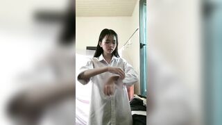 Bé học sinh non tơ. Thơm ngon, bướm hồng mặt non 5