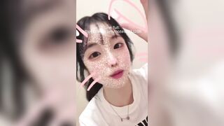 Xinh như thiên thần mà có sở thích thủ dâm khoe vếu nơi công cộng