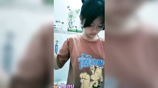 Chị gái quay bướm non của em gái đăng lên mạng