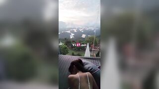 Ngắm bình minh cùng em sinh viên mông to chân dài