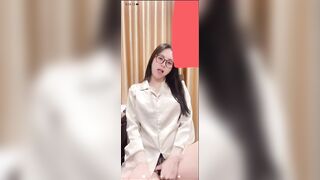 Call thủ dâm với em ghệ ngọt nước