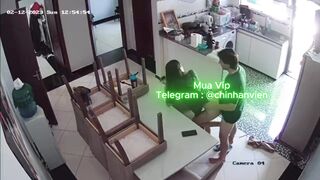 Hack Camera Cặp đôi nứng lồn tụt quần địt nhau dưới bếp