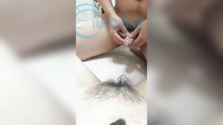Contrai vôtình bắtgặp mẹkế trầntruồng tập thểdục trong phòng và đc mẹ bú cu cho địt