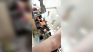 Clip Tổng Hợp Quay Lén  Các Em Nhân Viên Tại Các Cửa Hàng