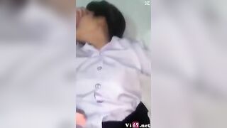 Bé nữ sinh trong bộ đồng phục trường trốn học đi nhà nghỉ tuổi này mà em dâm quá 2