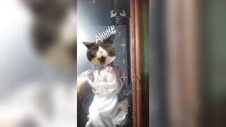 Em mới học về đã nứng