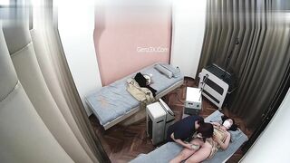 Sex Lộ Clip Hack Camera Triệt Lông Lồn Trong Spa Cao Cấp