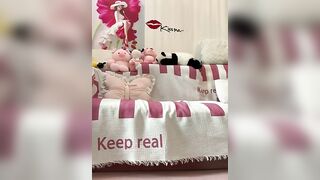 Em idol SSSniang dâm tặc mặc tất quần nhưng không mặc quần lót show hàng cực quyến rũ