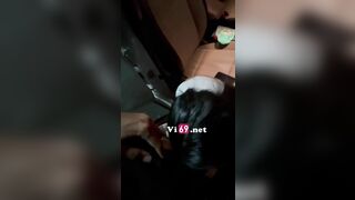 Đưa em đi dạo ở công viên bắt em cởi quần lót phô dâm rồi bú cu public 4