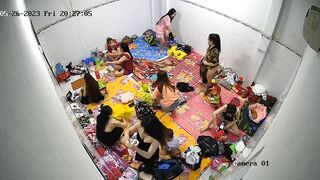 Ql phòng ngủ tập thể các c em 6
