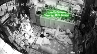 Hack Camera Nứng Cặc Tụt Quần Vợ Địt Luôn Ở Tiệm Bán Thuốc