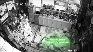 Hack Camera Nứng Cặc Tụt Quần Vợ Địt Luôn Ở Tiệm Bán Thuốc