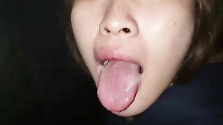 Đưa em rau lên núi cho bú cặc tập thể siêu dâm