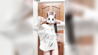 Em gái lồn ko lông nhảy cực ngon