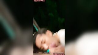 Tranh thủ bể bơi ko có ai, Đôi Teen HS lén Lút địt Nhau Bú Cu đái ra hồ