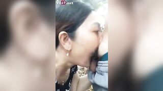Mẹ vợ với con rể ra vườn bú cu ngoài vườn
