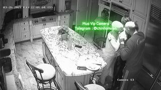 Hack Camera Mang bạn về cho chồng địt