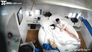 Sáng sớm đã dậy địt nhau với em loli mình dây hàng ngon dâm đãng kích thích
