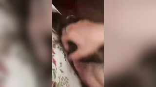 Mới cấp 3 thôi nhưng em đã nứng lồn sớm rồi