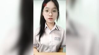 AI lột đồ 4