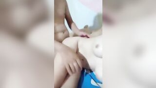 Địt em rau vú to lồn ngon non rên la dâm đãng kích thích