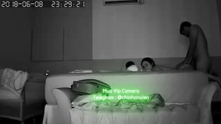 Hack Camera Vừa Địt Vợ Vừa Trông Con