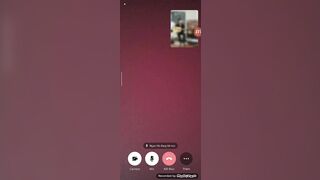Call đêm khuya cùng em gái non