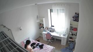 Hack Camera Phòng ngủ gái teen
