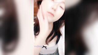 Mấy em gái xinh đẹp Trung Quốc livestream thác loạn tập thể, em nó bú cặc liếm lồn 2