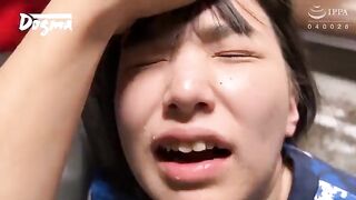 Em học sinh2k9 mới lớn đã bị các chú cặc to hạnh hạ bạo dâm địt nát lồn bắn tinh mồm
