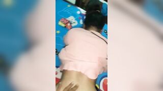 Đụ em chãy nước lồn