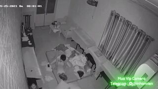 Hack Camera Nửa Đêm Nứng Đè Vợ Dâm Ra Địt