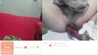 Ometv đút nguyên trái cà tím vào lổ đít cho gái lạ xem p1