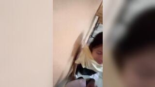 Bắn tinh vào mặt em học sinh mới lớn dâm đãng