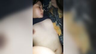 Clip Sex Ngô Huỳnh Mii 2k6 Nhắm Mắt Tận Hưởng Dương Vật Đâm Vào Lồn 2
