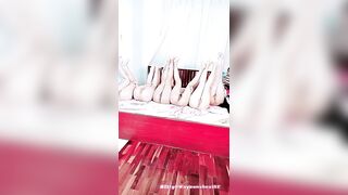 Banh lồn chổng mông cho khách hàng xem toàn các em dâm đãng thèm cặc