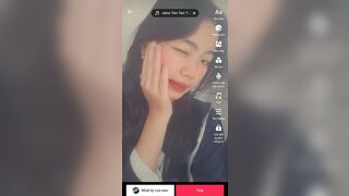 Nữ sinh lộ clip thủ dâm 2 lỗ bằng bút bi