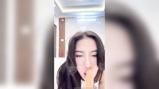 Pong Xinh Rảnh Rỗi Tự Quay Thủ Dâm Cực Nứng
