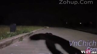 Nghiện Public, E HS 17 Tuổi Khoả thân Đi Quanh thành Phố Thủ dâm Bắn nước djt nhau