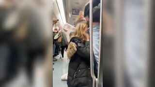 Nứng lồn, E Sinh viên Bú Cu người Lạ Ở Tầu Điện ngầm Lút Cán djt nhau