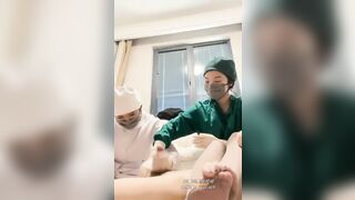 2 e Y tá Nghịch Sục cu bệnh nhân lấy Tinh trùng nửa đêm