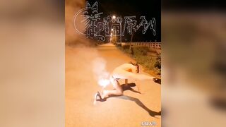 💣Bom tấn khi cô gái trung quốc chơi pháo bằng lồn