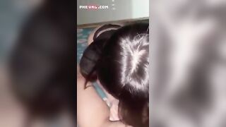 Vừa xem Phim Tình cảm, Vừa Bị con bạn Bú Cu Vắt Tinh Cảm động Khóc lóc djt nhau sướng